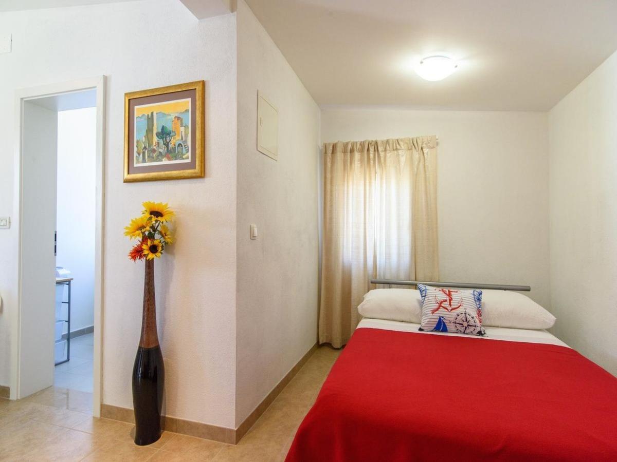 Apartments Beba - Peaceful Location Trogir Exterior foto